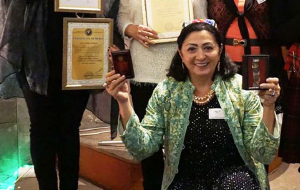 В Лондоне таджикская писательница Гульсифат Шахиди признана автором года