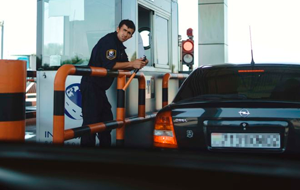 Заплати и катись: кому в Таджикистане нужны платные дороги