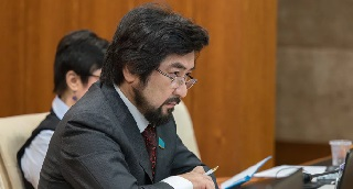 Плоха та женщина, которая вернулась» — депутат о проблемах молодежи