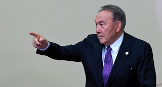 Казахстан. Впервые в истории страны президент не принял отставку, а первым инициировал этот процесс.