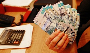 Казахстан избавится от русского языка на своих деньгах