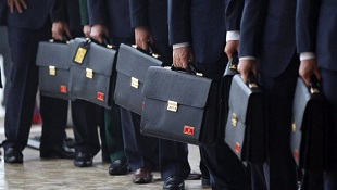 Социальные паразиты или безответственные чиновники?