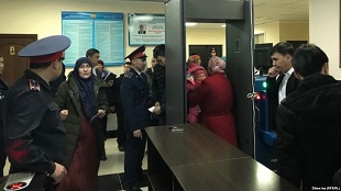 Стеклянные перегородки и неприступные акиматы