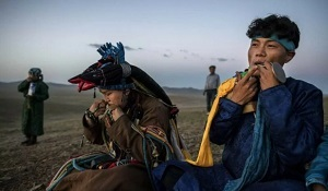 Какие религии исповедовали в странах Центральной Азии до прихода ислама?