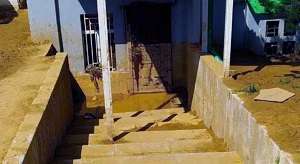  Ашхабадцы остаются с последствиями наводнений