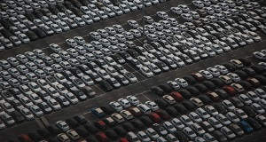 Накатались. Чиновники стали закупать только казахстанские автомобили