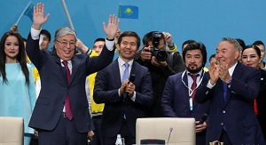 Выборы в Казахстане - фаворит и шесть статистов?