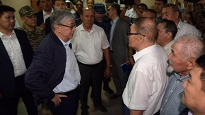 Каким в Казахстане должен быть формат общения президента с народом?