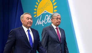 Партия Нур Отан может создать параллельную вертикаль власти в Казахстане – эксперт