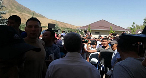 Сторонники экс-президента Киргизии рассказали «Фергане» про штурм Кой-Таша и свои дальнейшие планы