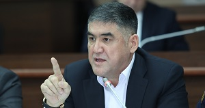 Кыргызстан: высокопоставленный офицер милиции превратился из героя в подозреваемого