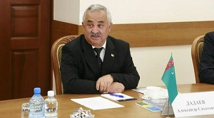 Туркменистан предложил Кыргызстану торговать в манатах и сомах