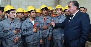 Таджикистан: члены президентской семьи распродают активы