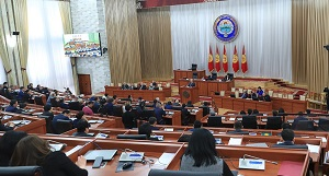 В депутаты за $500 тысяч. Кто покупает места в парламенте Кыргызстана