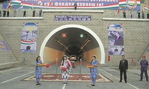 Таджикистан становится сателлитом КНР