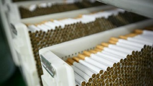 Кыргызстан — транзитный центр для распространения контрабанды сигарет в ЕАЭС