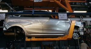 Почему Узбекистан не открывает автосборочный завод в КР? Ответ властей