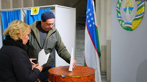 Узбекистанские выборы, долгое эхо киргизского феминнале и туркменская контрабанда из Индии