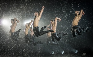 Кыргызстан. Последствия феминнале. Театру Искушение запретили выступать без футболок