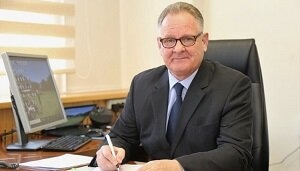 Кыргызстан. Деон Баденхорст: У нас появилась возможность продлить работу рудника «Кумтор»