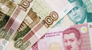 Рубль в Таджикистане за последнюю неделю упал к сомони почти на 12%
