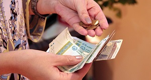 От тенге до туркменского маната – что происходит с валютами в Центральной Азии