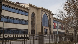 Кыргызстану передали больницу для борьбы с коронавирусом