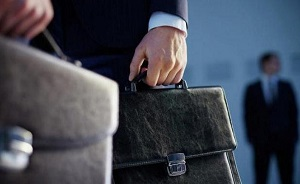 Кыргызстан. Эксперты объяснили, зачем депутатам госфинансирование партий на выборах