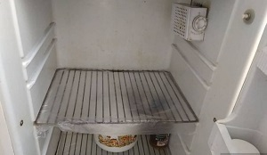 Кыргызстан. Голод в каждой второй семье. Гумпомощь не доходит до нуждающихся в жилмассивах