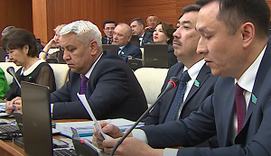 Казахстан. О раздаче ролей в выборном сценарии