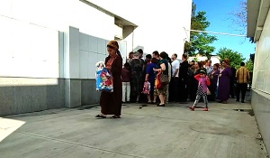 В Ашхабаде уменьшилось количество очередников перед госмагазинами