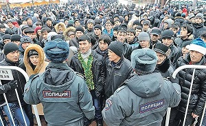 Транзитом через Россию норовят прошмыгнуть нелегалы