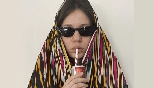 «Расскажи мне, сестра»: Как таджичка в сети призывает девушек не молчать о харассменте