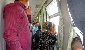 О «Туркменских железных дорогах». Безбилетники, антисанитария и отсутствие в вагонах электричества