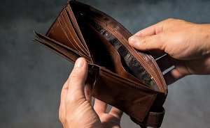 800 тыс. казахстанцев могут оказаться за чертой бедности