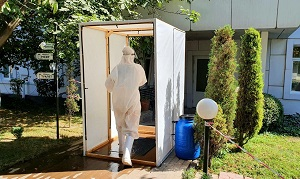 Узбекистан. Без воды, еды и в памперсах: врач рассказала, как работают медики в одной из столичных ковид-клиник