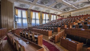 Кыргызстан. Август оказался сезоном политических свадеб