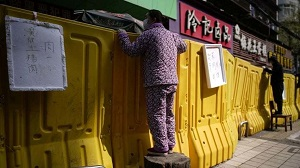 Жизнь в Китае восстанавливается после пандемии коронавируса, - The New York Times