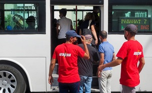 Туркменистан. Застрявшие студенты, диктаторские тренды и пьяные полицейские