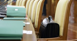 Кыргызстан. Депутаты рассмотрят кандидатуру Садыра Жапарова на пост и. о. премьер-министра