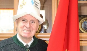 Кыргызстан. Макс Георг Майер: Хватит грабить. Вы - нация создателя Джамили, а не нация варваров!