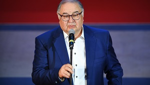 Алишер Усманов профинансирует проект по повышению качества преподавания предметов на русском языке в школах Узбекистана