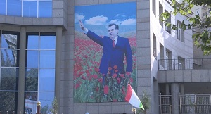 Это можно называть переназначением. Бывший замминистра экономики Таджикистана – о выборах и режиме Рахмона