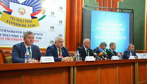 «Как в Советском Союзе». В Таджикистане прошли президентские выборы