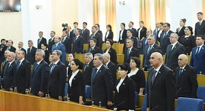 Эксперты: для пополнения казны Таджикистану придется распродавать золотые запасы. Коротко о самом главном