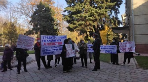 Кыргызстан. Спишите мой кредит! Что будет, если банки начнут прощать кредиты заемщикам?