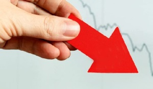 ВВП Кыргызстана упал на 7.4%. Без учета Кумтора спад достиг 8.3%