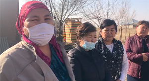 Стыдят и клеймят «скандалистами». Учителя Казахстана жалуются на поборы   