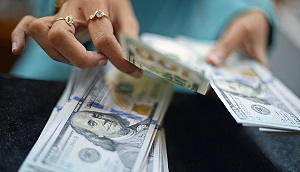 Объем переводов в Узбекистан почти полностью восстановился