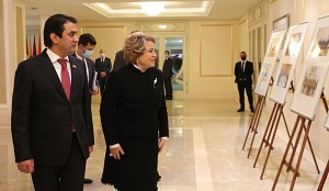 Мигранты, деньги, павильон: чем закончился визит Рустама Эмомали в Москву